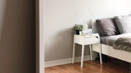 Smart oppbevaring på soverommet uten store inngrep